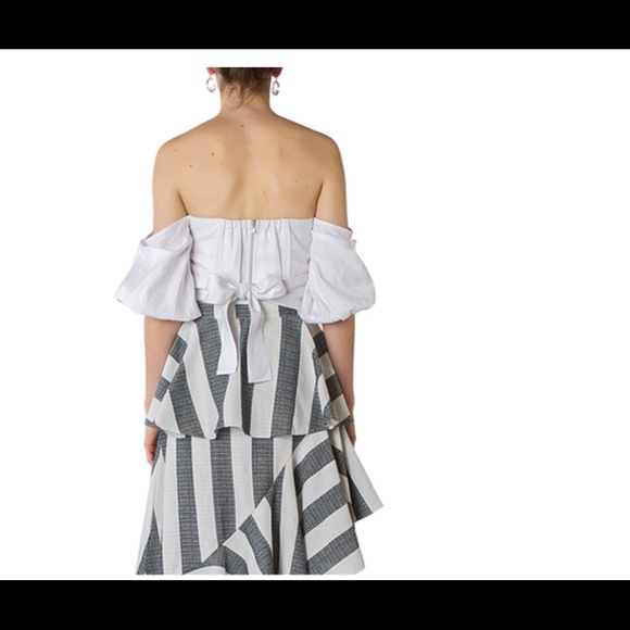 Ana Linen Wrap Top - Picture 2 of 3